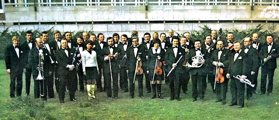 Musicians gathered outside